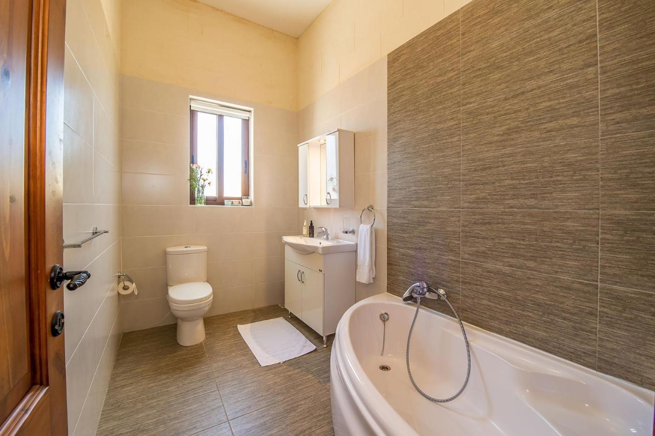 The Harbour Holiday Home Ghajnsielem Luaran gambar